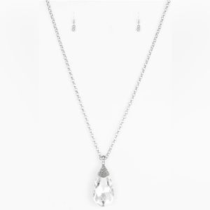 "SPELLBINDING
SPARKLE" WHITE NECKLACE & EARRING SET